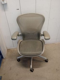 Herman miller aeron size B fully Ergonomic