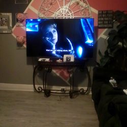 Tv 65 To Inches Two Sets Of Recliners Long One And A Two-seater