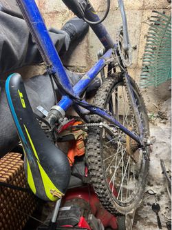 Bikes And Bikes Parts All For $100