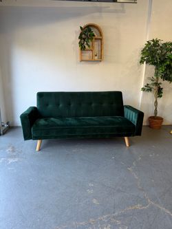 McM Style Sofa