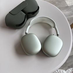 Airpods Max Pro Green