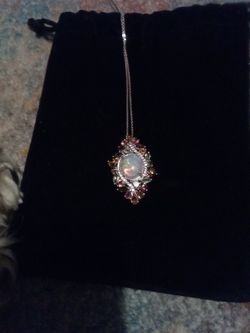 Pendant Necklace