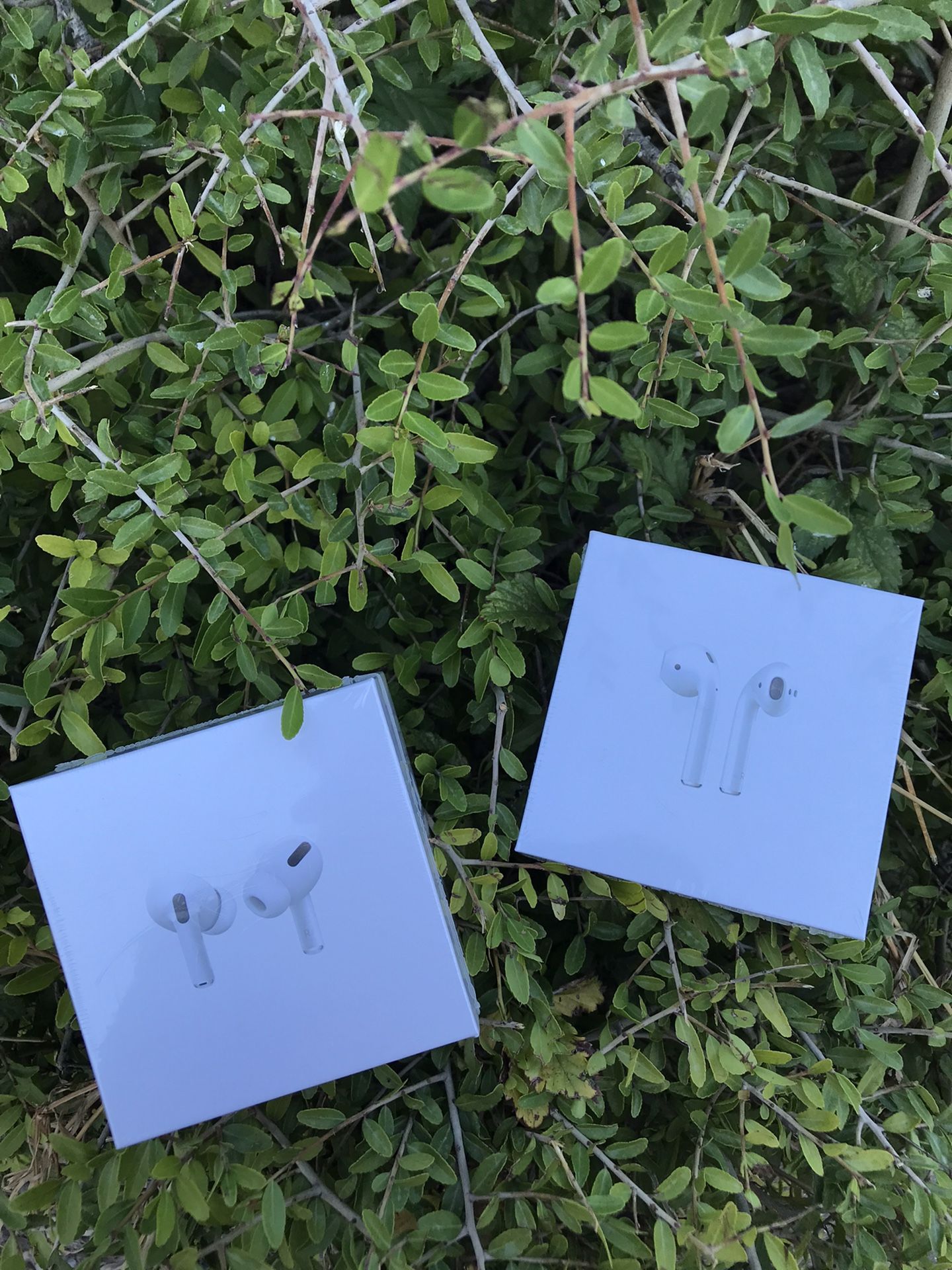 AirPod | Airpods | Earpod | Airpod Pros | Airpod 2 | Bluetooth Headphones | IPhone Headphones