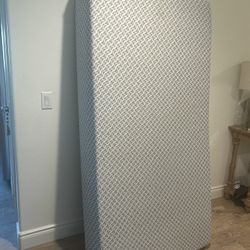 Twin mattress 