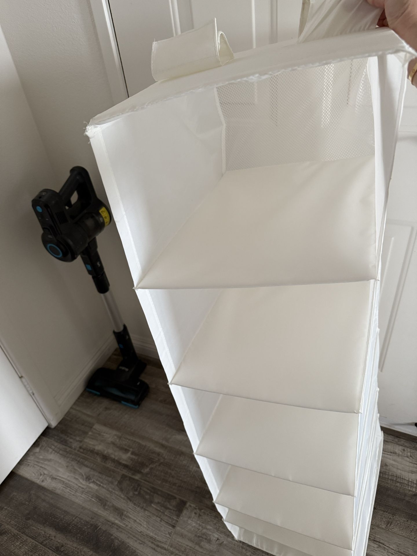 Hanging Closet Shelf