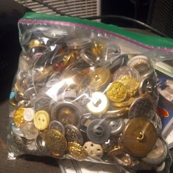 Old button collection font know if it'd worth anything make offer