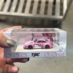 Hello Kitty Die Cast 1:64