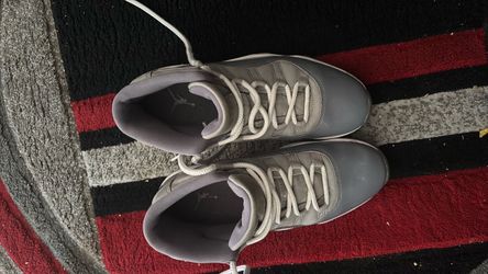 Air Jordan 11 Cool Grey  9.5