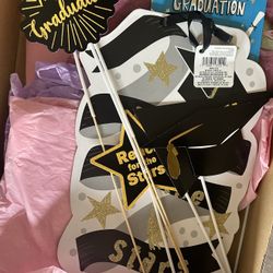 Graduation Decorations 