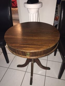 Antique round table scholle's chicago