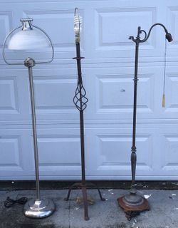 3 Lamps Excellent Condition Price For All$60