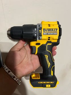 Dewalt ATOMIC 20V Lithium-Ion Cordless 1/2 in. Hammer Drill