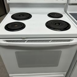 White Self Clean Stove 