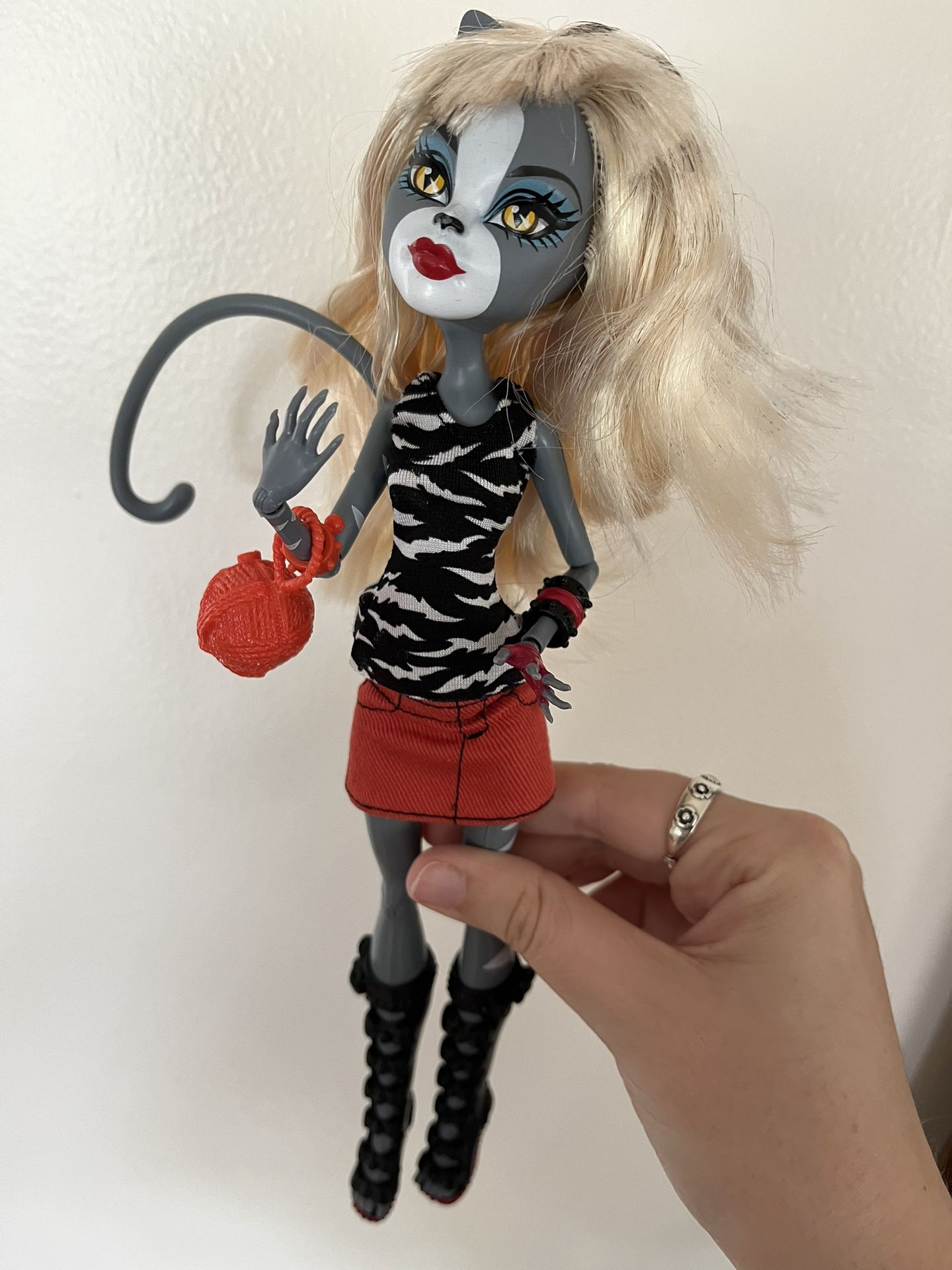 Monster High Meowlody And Purrsephone Dolls
