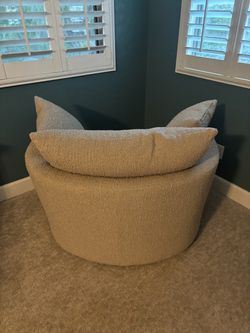 Large swivel chair