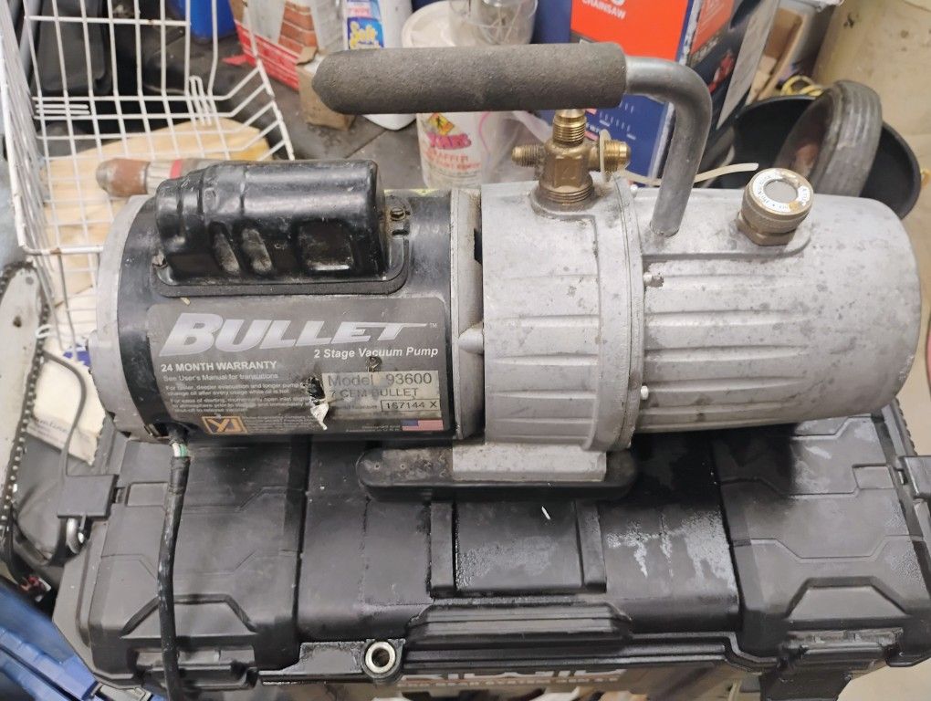 Yellow Jacket Vacuum Pump