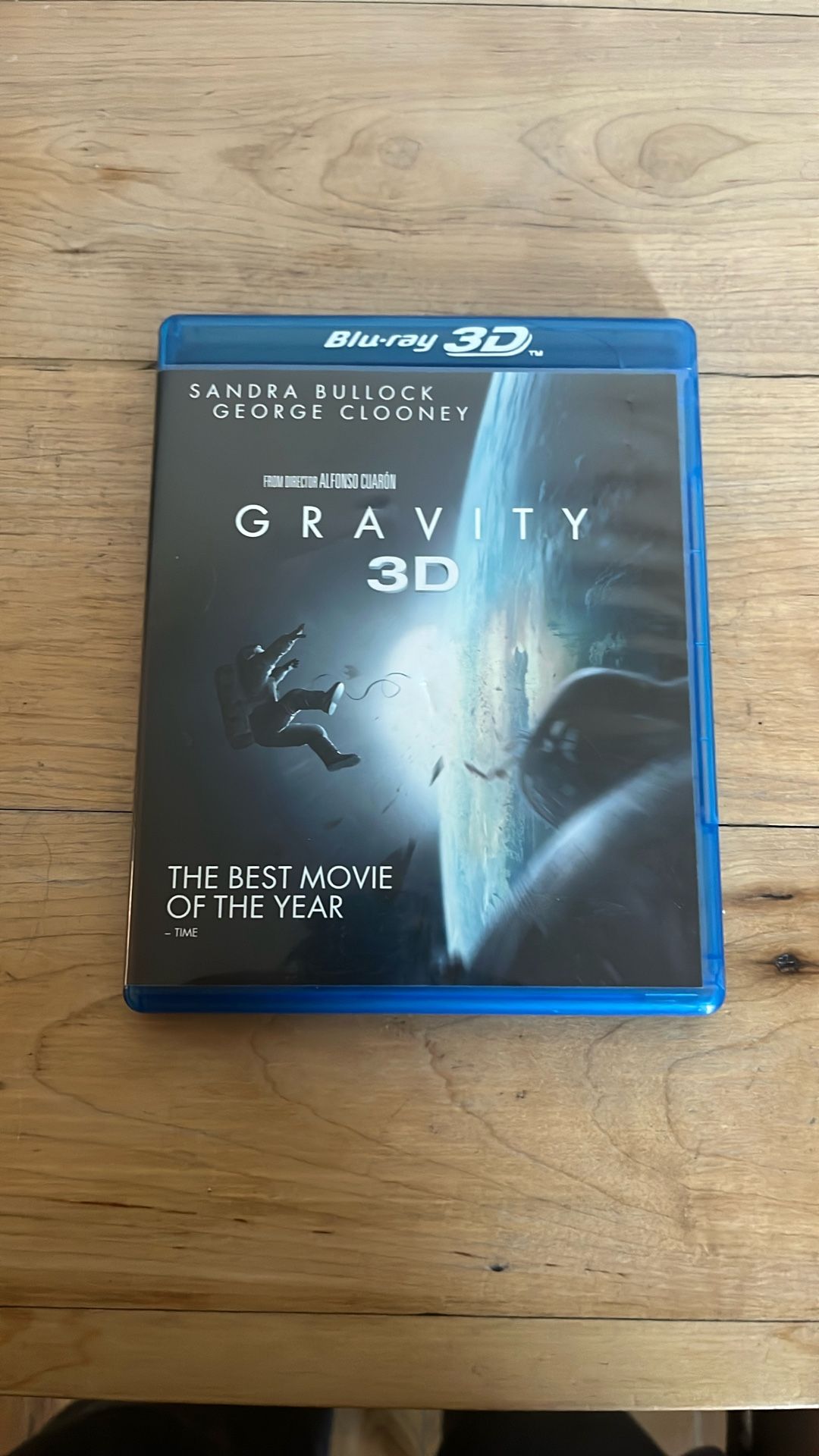 Gravity 3D Blu-ray+Regular 2D Blu-ray+DVD