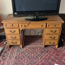 Desk Free