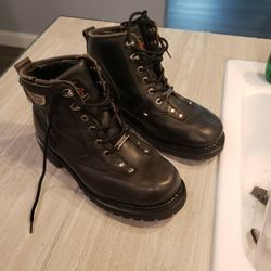 Like new Milwaukee Leather Biker boots size 9d