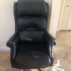 Black Executive Office Chair In Great Condition
