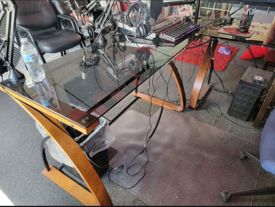 L Shape Desk