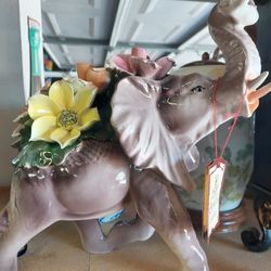 Capodamonte  Statue