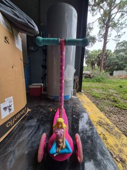 Barbie Kids 3-Wheel Kick Scooter