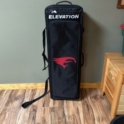 Elevation Like New Bow/Archery Case