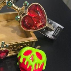 Bath And Body Works Snow White Evil Queen Sanitizer Holder Plug In Scent Holder