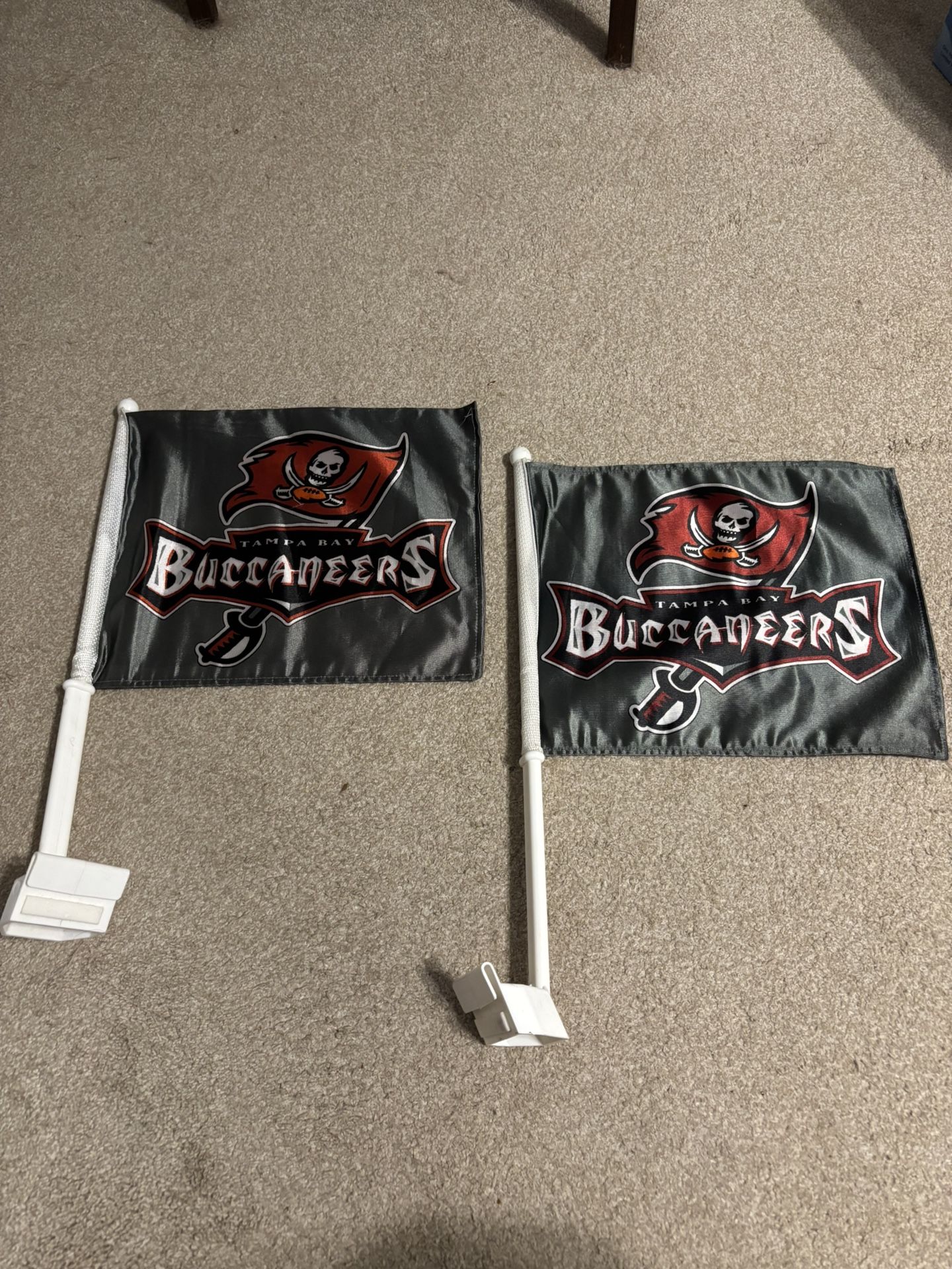 Tampa Bay Buccaneers Car Flags (2)