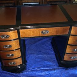 Basset Desk