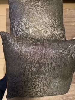 Decorative pillows