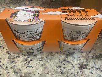 Hello Kitty Ceramic Ramekins