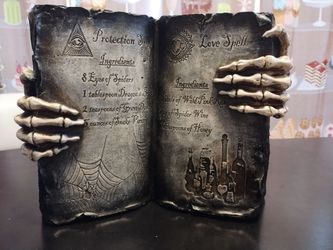 9" Tall Gothic Halloween Witch Spell Book Decor