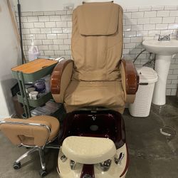 Massaging Pedicure Chair