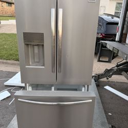 Good Fridge for sale