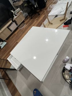 Low Coffeee Table