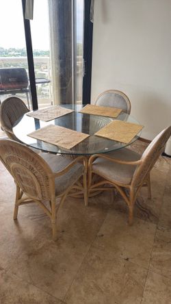 5-Piece Rattan & Wicker Dining Set – Round Glass Table with 4 Chairs