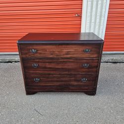 Vintage 3 Drawer Dresser