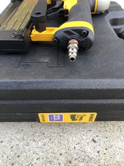 DeWalt DWFP2350K 23 Gauge Pin Nailer