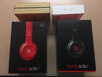 Boxes for beats and iPhone and galaxy 5