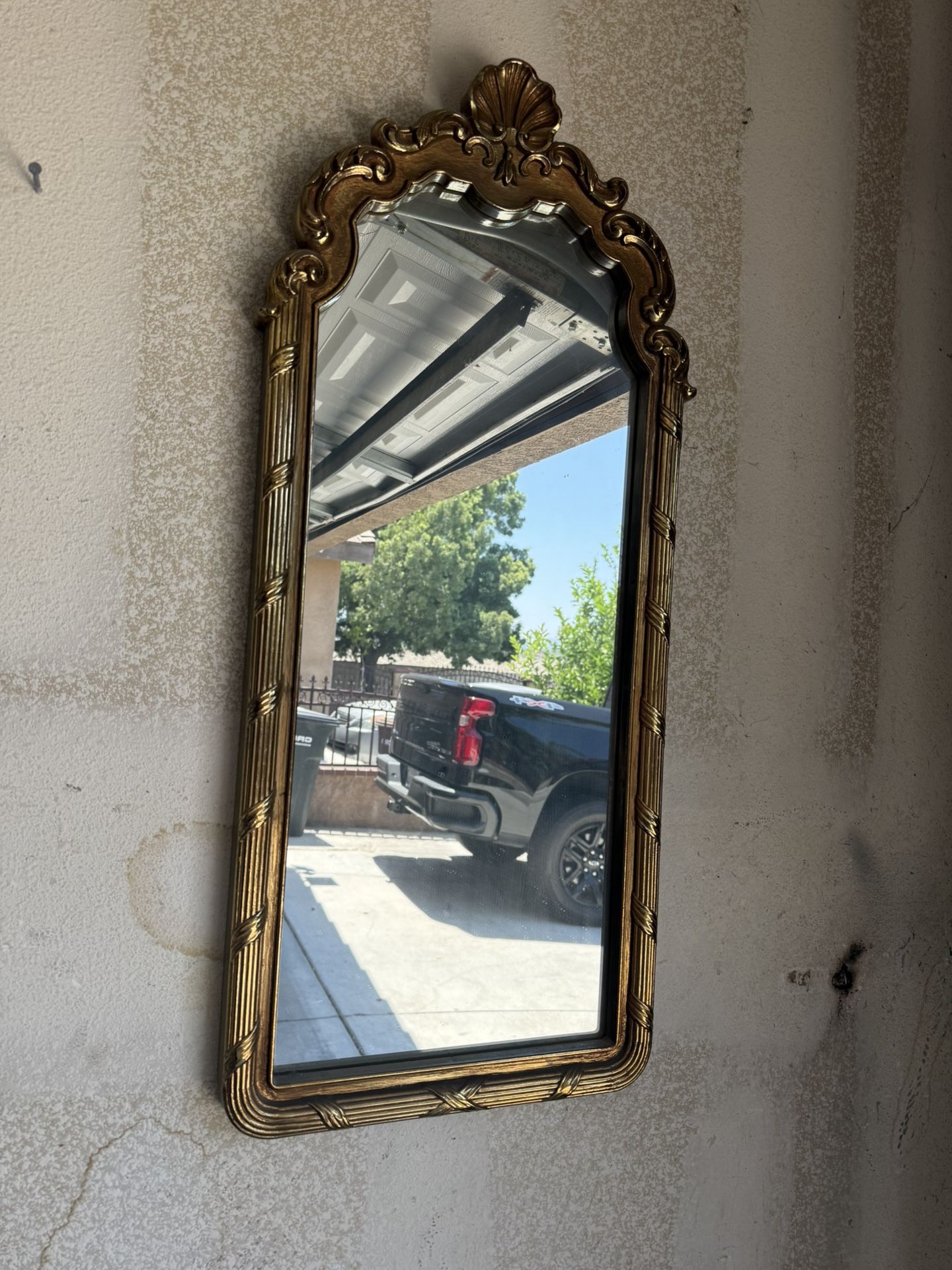 HOME INTERIORS MIRROR …$20 Dlls
