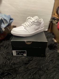Jordan 1 Low Triple White (new)