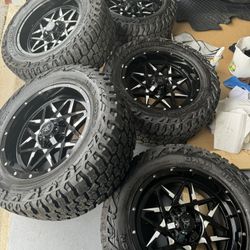 Works On a Four Inch Lift And Up