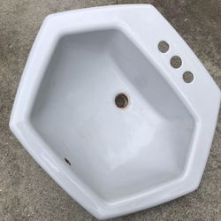 Hexagonal Cast Iron Sink