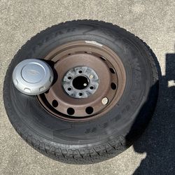 Pair of F150 tires and wheels 6 lug 265/70R17 Goodyear Wrangler