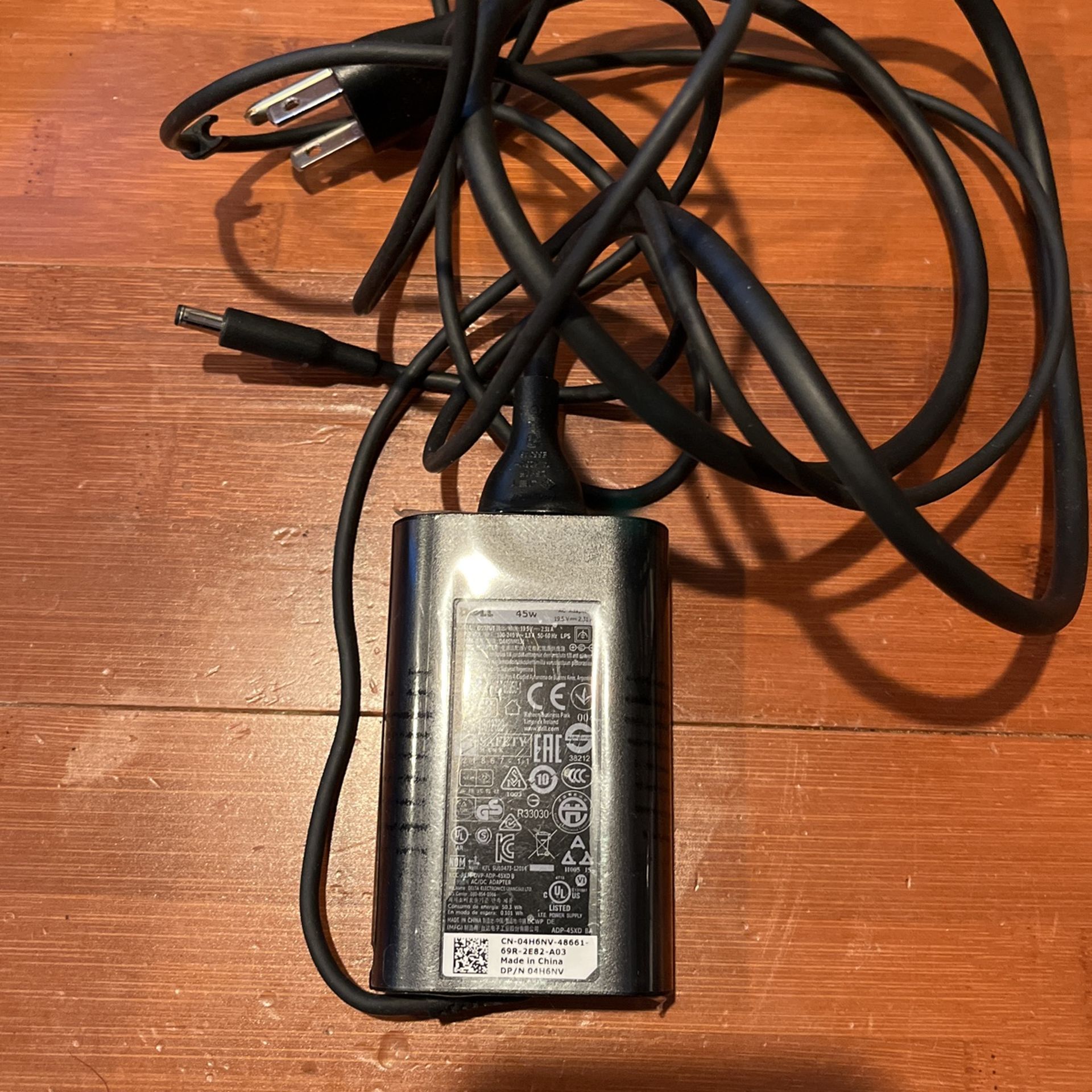 Dell 45w Laptop Adapter