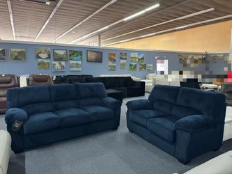 Ashley 2-Piece Sofa Set，$750