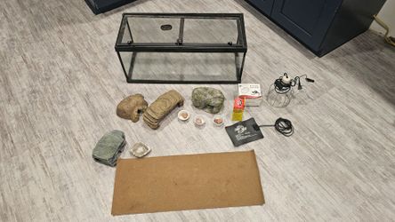 Reptile tank