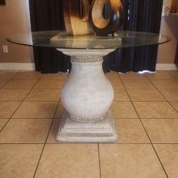 Dining/Kitchen Table $80 OBO